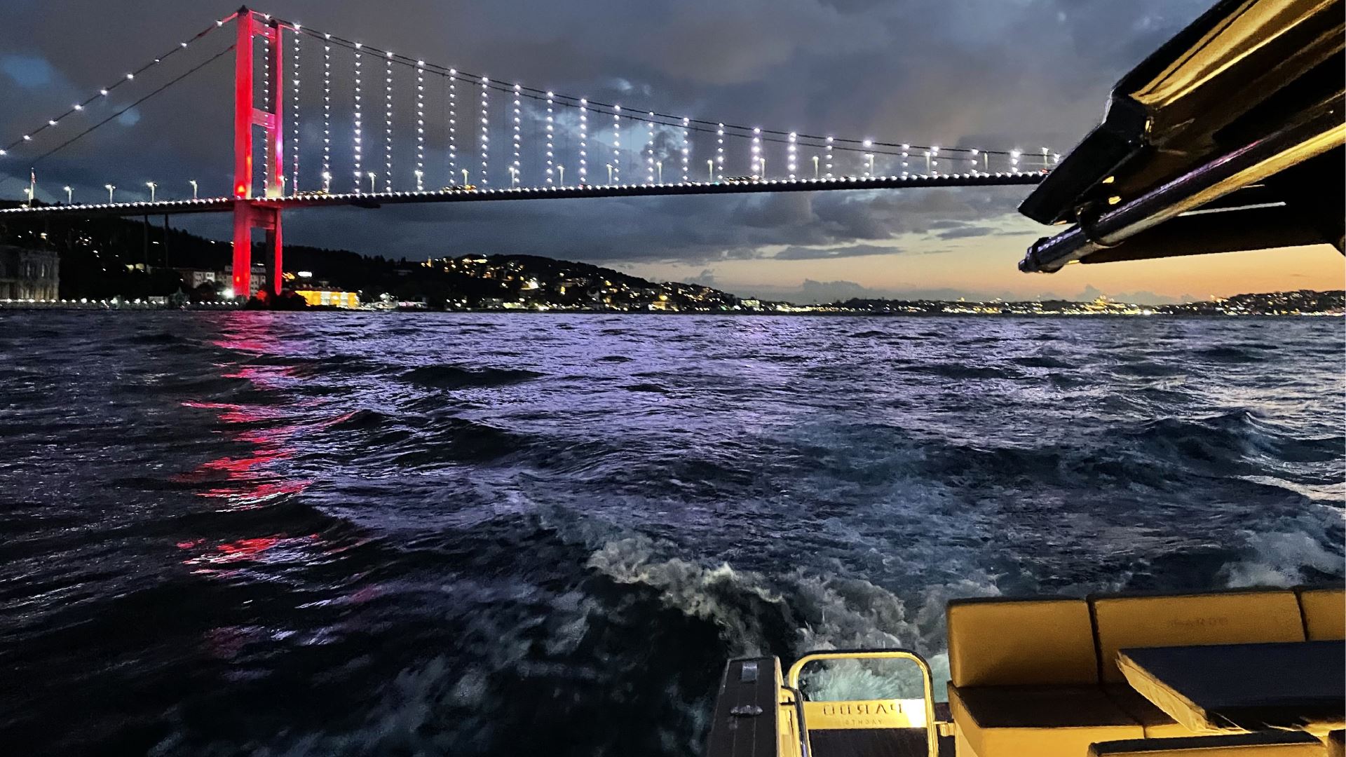Istanbul Bosphorus Dinner Cruise Night
