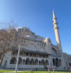 Discover the Magic of Istanbul: Your Ultimate Istanbul Tour and Bosphorus Tour Guide