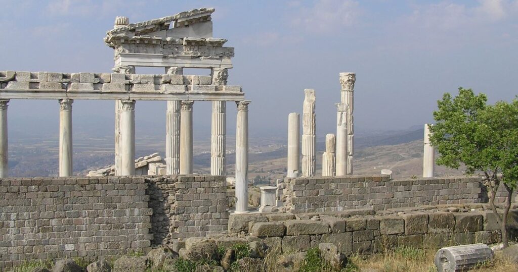 2 days 1 night gallipoli and troy and pergamon tour from istanbul to ephesus 3